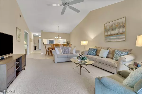Naples, FL 34104,6985 Dennis CIR #308