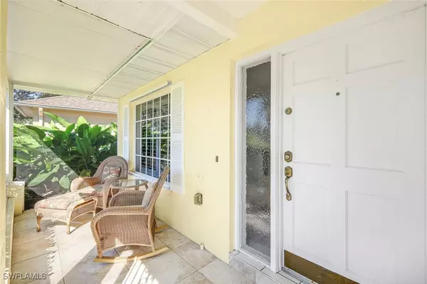 Naples, FL 34108,623 98th AVE N