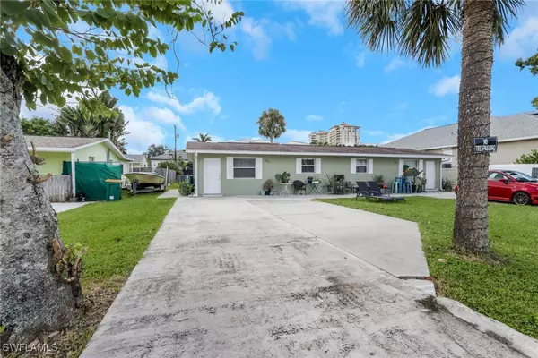 Naples, FL 34108,530 92nd AVE N
