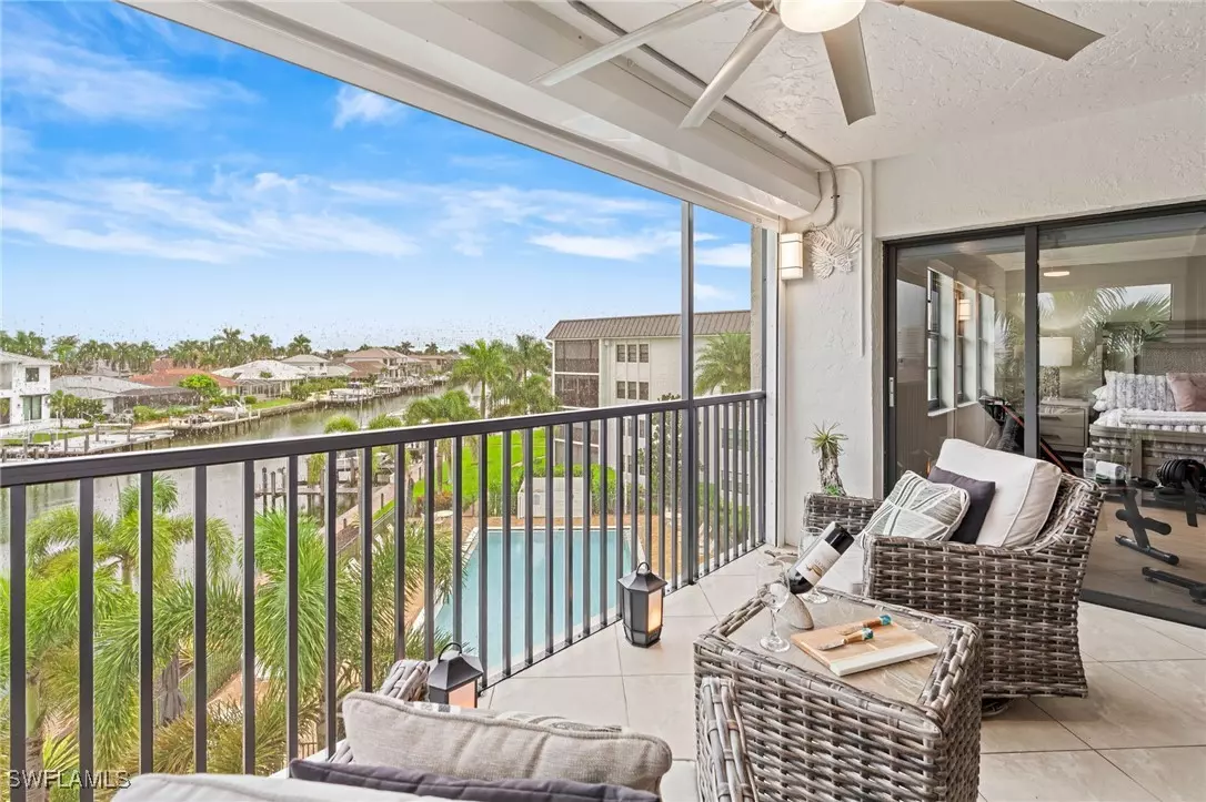 Marco Island, FL 34145,880 Huron CT #403