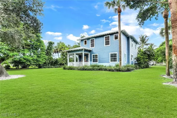Bonita Springs, FL 34135,11420/11422 Dean ST