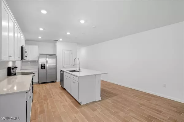 Bonita Springs, FL 34135,27881 Radiant CT