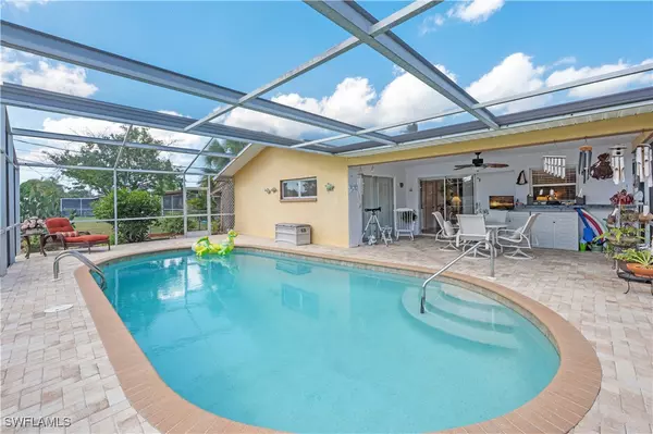 11160 Orangewood DR, Bonita Springs, FL 34135