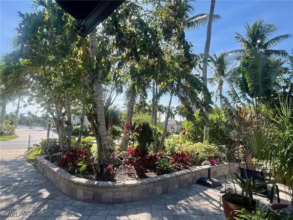 Naples, FL 34114,4834 Southern Breeze DR