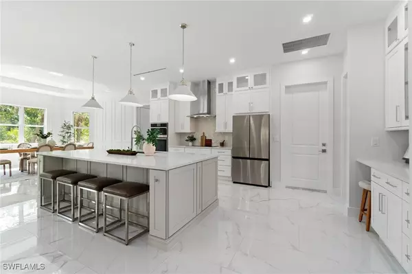 1970 17th ST SW, Naples, FL 34117