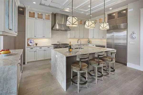 Naples, FL 34102,231 11th AVE S