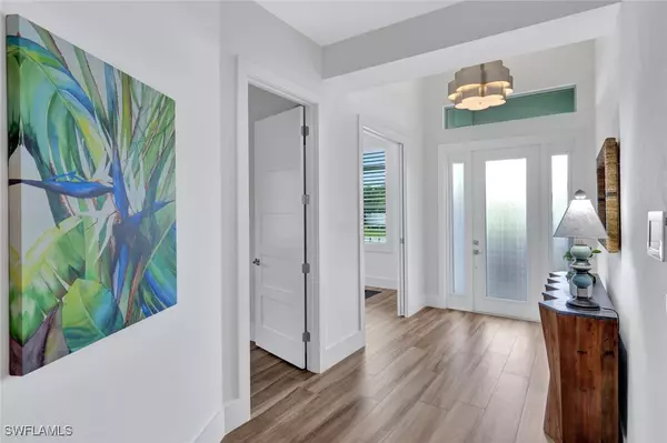 Naples, FL 34108,553 106th AVE N