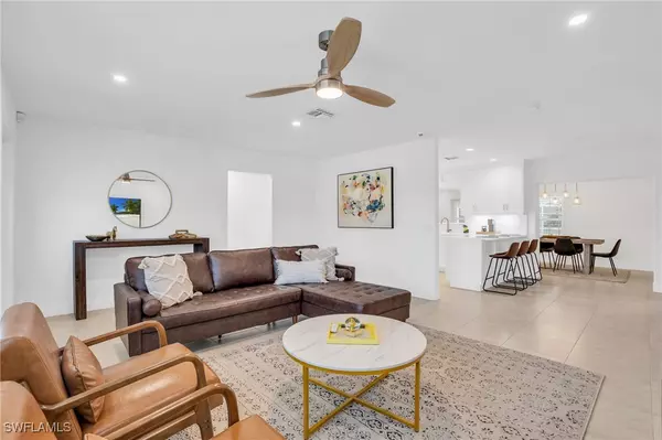 Naples, FL 34110,226 Willowick DR