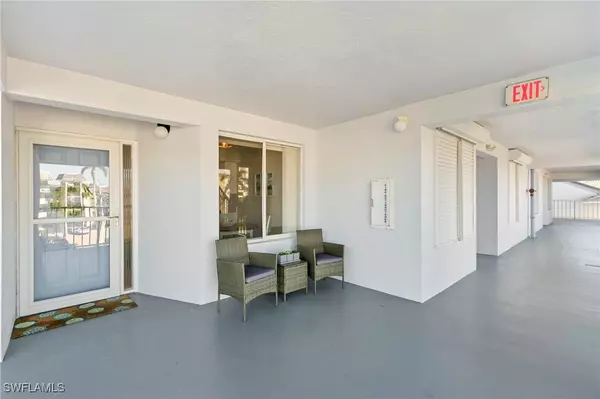 Marco Island, FL 34145,919 Huron CT #B301