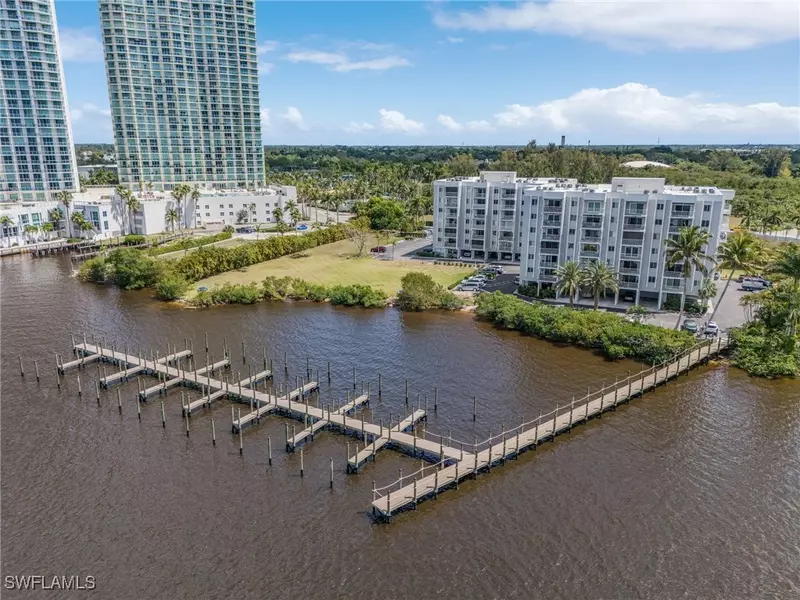 2885 Palm Beach BLVD #103, Fort Myers, FL 33916