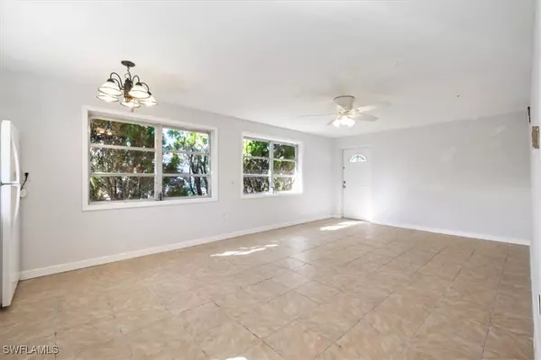 Naples, FL 34108,681/683 95th AVE N