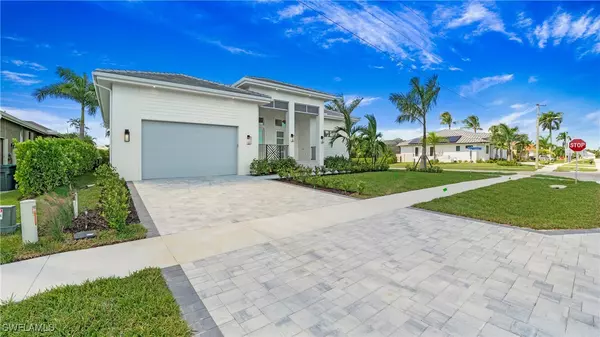 Marco Island, FL 34145,138 Kirkwood ST