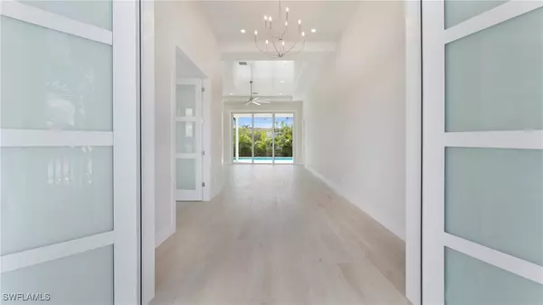 Marco Island, FL 34145,138 Kirkwood ST