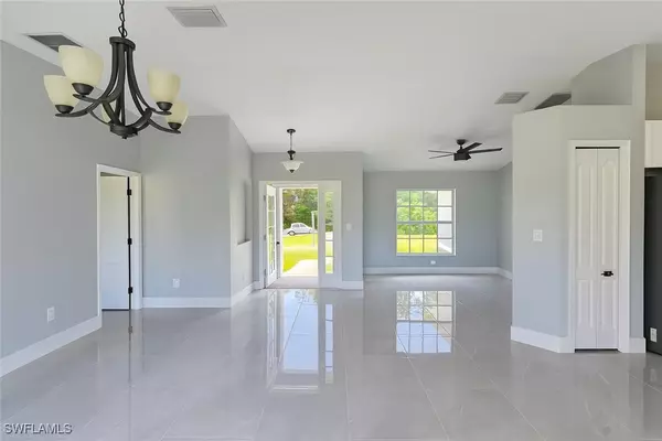 Lehigh Acres, FL 33972,116 Ridgemont DR