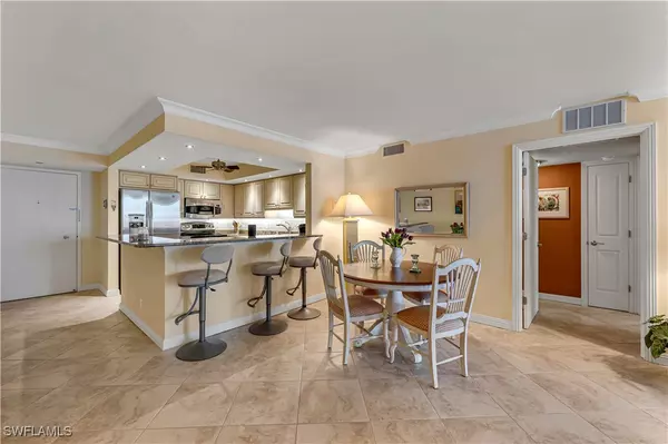 Naples, FL 34102,1919 Gulf Shore BLVD N #601