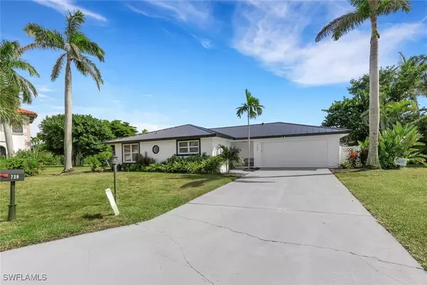 Sanibel, FL 33957,729 Sand Dollar DR