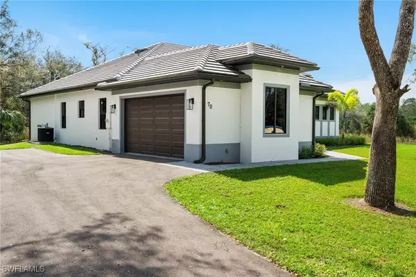 70 33rd AVE NW, Naples, FL 34120