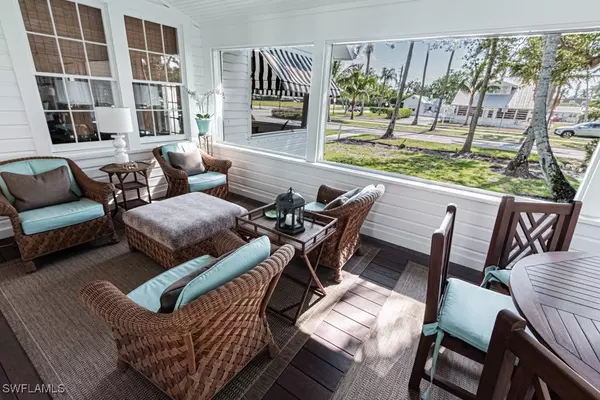 Naples, FL 34102,187 Broad AVE S