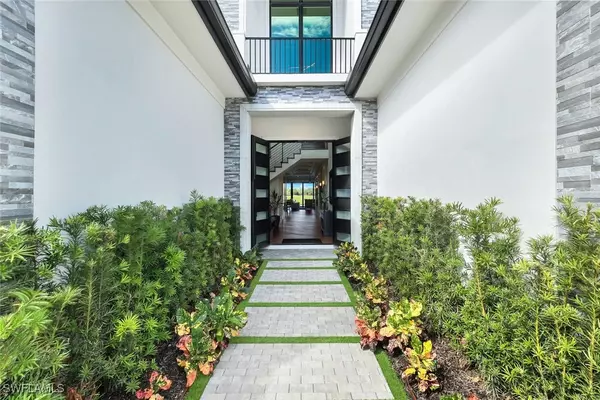 Naples, FL 34110,16647 Isola Bella LN