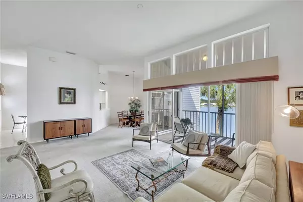 Naples, FL 34109,2861 Citrus Lake DR #L201