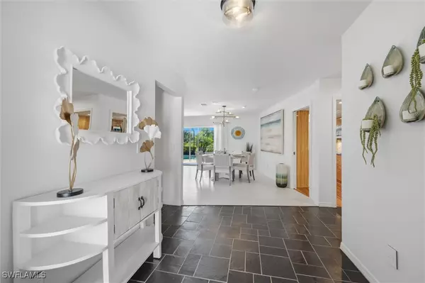 Naples, FL 34105,279 Mel Jen DR