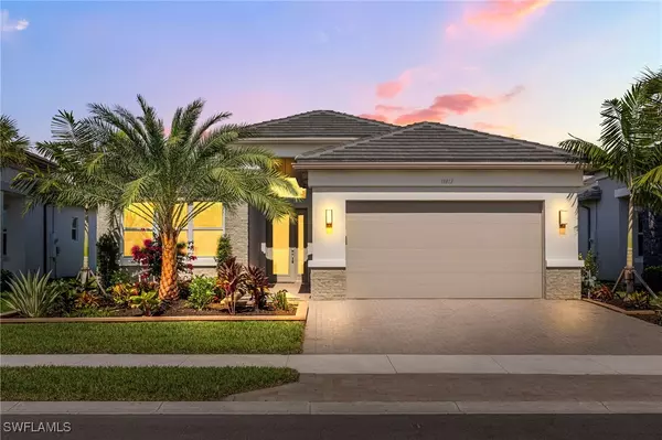 11813 Drake LN, Naples, FL 34120
