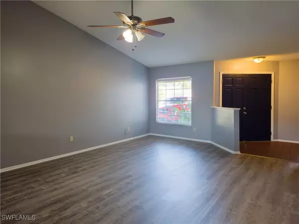 Valrico, FL 33954,1907 DARTFORD CT