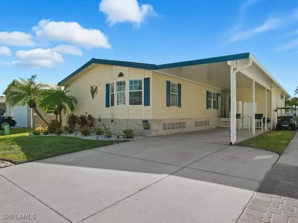 17550 Canal Cove CT, Fort Myers Beach, FL 33931