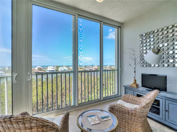 Fort Myers Beach, FL 33931,4182 Bay Beach LN #761