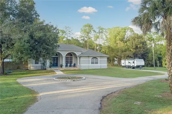 3781 29th AVE SW, Naples, FL 34117