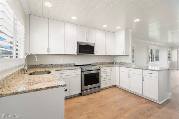 Naples, FL 34102,310 14th AVE S #310B