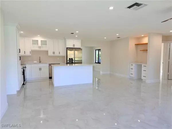 Naples, FL 34116,4212 32nd AVE SW