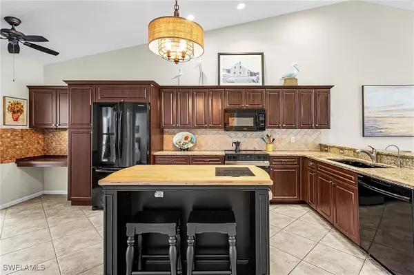 Estero, FL 33928,3714 STONE WAY