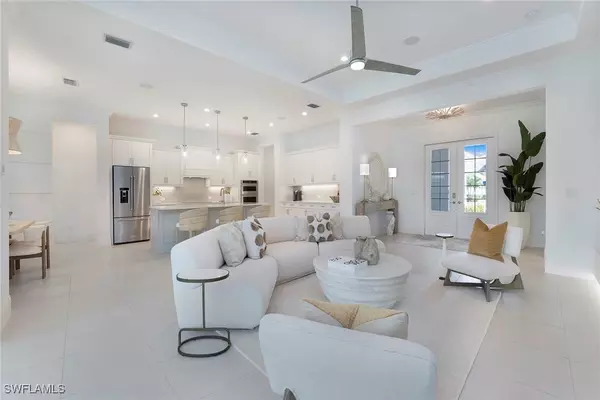 Naples, FL 34114,14391 Laguna Springs LN