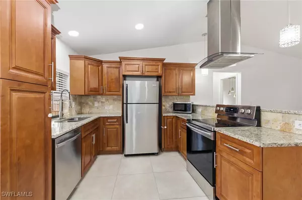 Fort Myers, FL 33967,18554 Zinnia RD