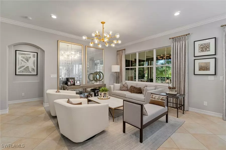 2864 Tiburon BLVD E #102, Naples, FL 34109