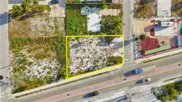 Fort Myers Beach, FL 33931,101 Hibiscus DR