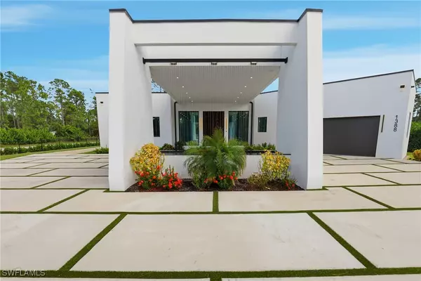 Naples, FL 34120,1388 Everglades BLVD N