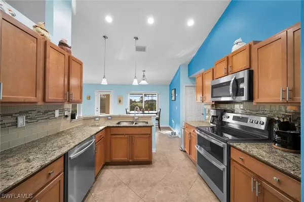 Cape Coral, FL 33909,3922 NE 23rd PL