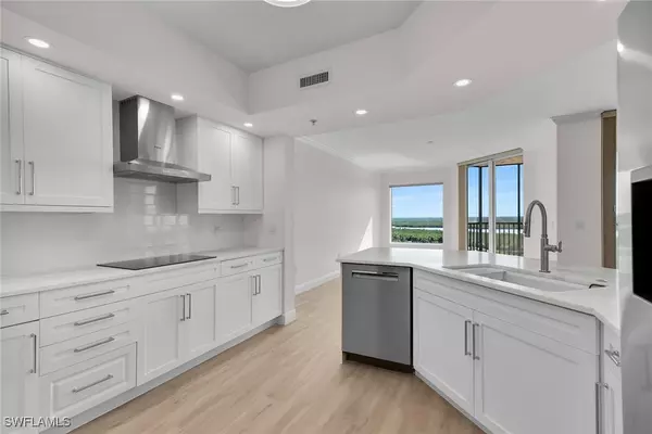 Naples, FL 34114,1060 Borghese LN #803