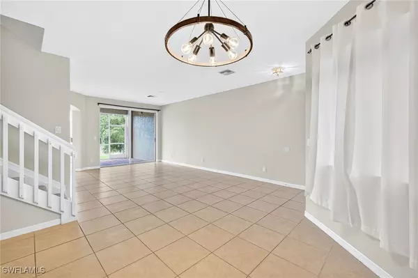 Fort Myers, FL 33967,9774 Roundstone CIR