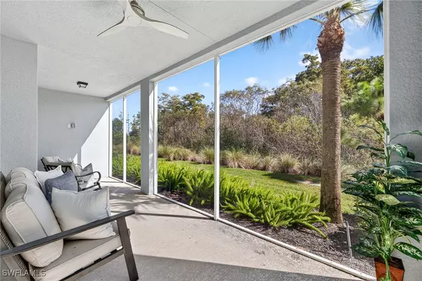 Naples, FL 34112,2554 SEYCHELLES DR #904