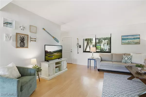 Naples, FL 34103,788 Park Shore DR #H14