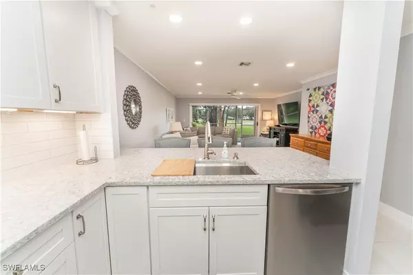 628 Woodshire LN #G5,  Naples,  FL 34105