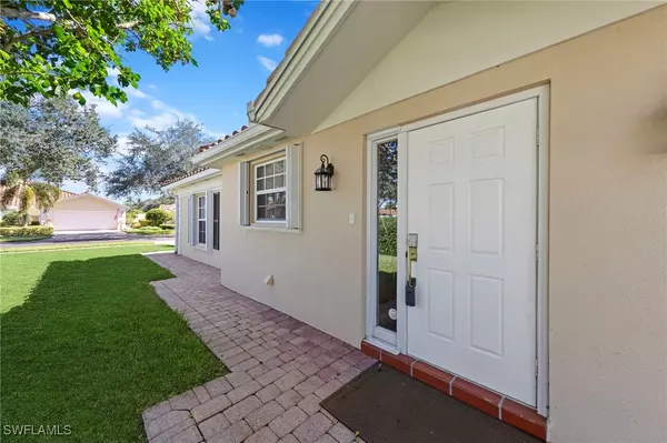 Naples, FL 34119,5785 Drummond WAY