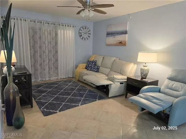 Bonita Springs, FL 34135,8960 Colonnades CT E #916