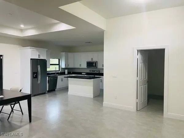 Naples, FL 34120,2783 70th AVE NE