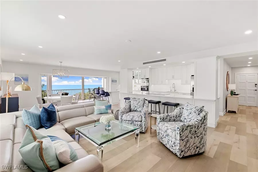 3401 Gulf Shore BLVD N #506, Naples, FL 34103