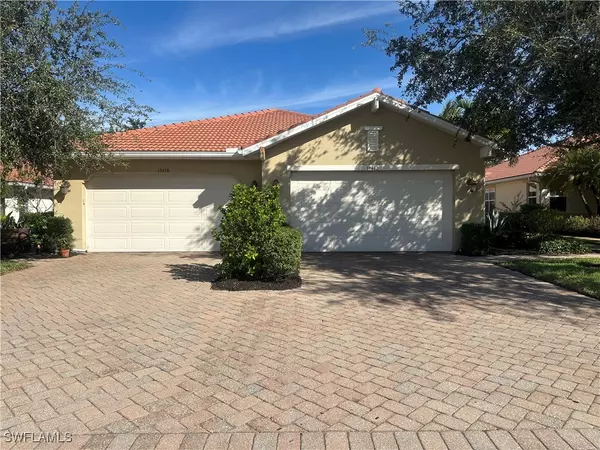 13462 Kent ST, Naples, FL 34109