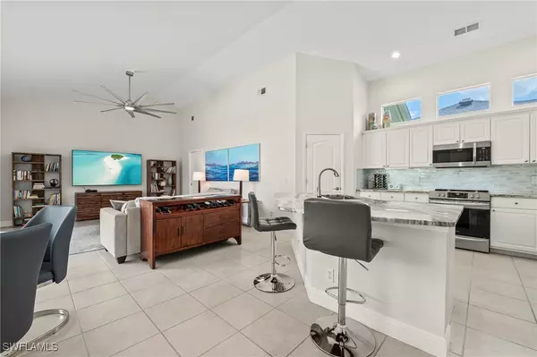 Naples, FL 34104,2039 Terrazzo LN